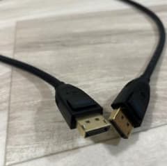 DisplayPort ケーブル 本体のサムネイル