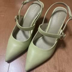 【美品】RANDA  ピンヒールバックストラップパンプス Mのサムネイル