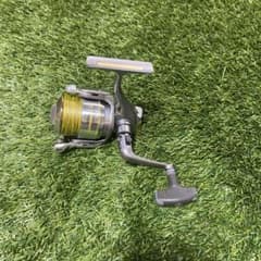 Daiwa TOURNAMENT-Ｚ　2500SiA スピニングリールのサムネイル