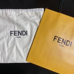 フェンディ紙袋のサムネイル