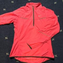 NIKE ナイキ　レディース　ウィンドブレーカー　パーカーのサムネイル