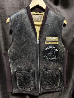 old crow ムートンベスト - メルカリ
