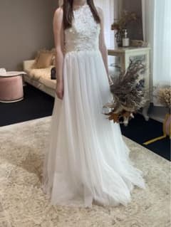 DRESS PRODUCTION  ウェディングドレスのサムネイル