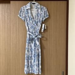 BURBERRY 花柄ラップワンピースのサムネイル