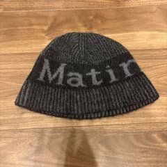 【値下げ交渉可】Matir Kim ロゴ入りニット帽のサムネイル