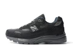 Brand new, discounted from the regular price (3,000 yen off): New Balance U992TB/Black, size 26.5cm.