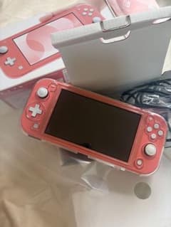 コーラル Switch Lite 初期化済 クリアケース付 本体のみ Nintendo Switch Lite コーラル クリアケース付き - メルカリ