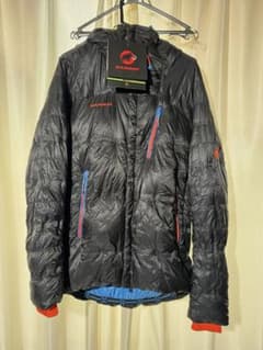 MAMMUT Eiger Extreme ダウンジャケットのサムネイル
