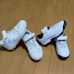 New Balance スパイク、asicsトレーニングシューズ ホワイト野球用 