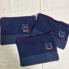 ウサギと猫刺繍のコットンポーチ3点セットのサムネイル