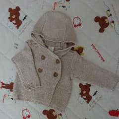お値下げしました！美品!H＆Mベビ-・カ-ディガン6-9Mベ-ジュ女の子☆のサムネイル