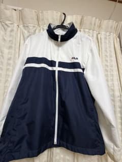 FILA フィラ ナイロンジャケット ホワイト ネイビーのサムネイル