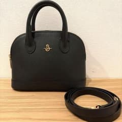 【日本未発売】Carbotti Palmettato 310B ハンドバッグ 黒 日本未発売】Carbotti Palmettato 310B ハンドバッグ 黒 | Mercari