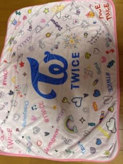 TWICE 初期ブランケットのサムネイル