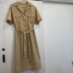 ベージュ 半袖 シャツワンピースのサムネイル