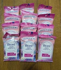 お値下げ中【新品・未使用】Biore さらさらパウダーシート10枚入×12セットのサムネイル