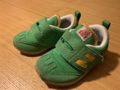 ニューバランス NB スニーカーのサムネイル