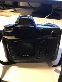 Nikkon ニコン D70   DX NIKKOR 18-70mmのサムネイル