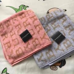バーバリー タオルハンカチ ２枚セット 新品のサムネイル