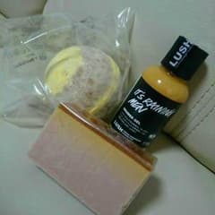 LUSH＊みつばちマーチのサムネイル