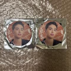 iKON JU-NE 缶バッジ 2個セットのサムネイル
