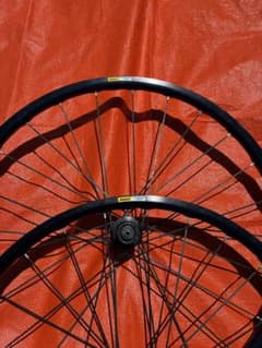 Mavic ksyrium disc 2017 ペア　前後　完組ホイール Mavic ksyrium disc 2017 ペア 前後 完組ホイール - メルカリ