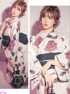 Tika 花柄浴衣・帯セット♡のサムネイル