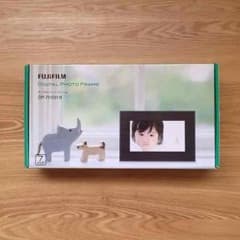 【shuuさん専用】新品 富士フイルムデジタルフォトフレームのサムネイル