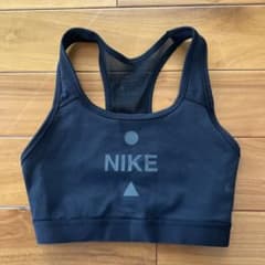 【お値下げ】NIKE スポーツブラ ブラック XSサイズのサムネイル