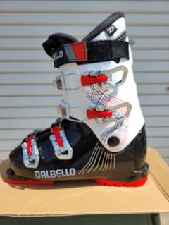 DALBELLO 子ども用スキーブーツ - メルカリ