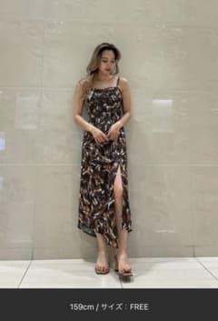 ●リトマ様専用●EVRIS ランダムヘム ロングワンピースのサムネイル