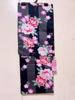 花柄 浴衣 黒地 【F】