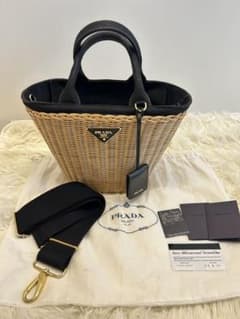 PRADA ウィッカーカゴバック　ブラックのサムネイル