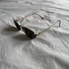 Oliver Peoples リムレス オーバル サングラスのサムネイル