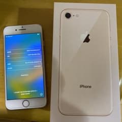 Apple iPhone8 64GB MQ7A2J ゴールドのサムネイル