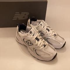 【即発可】New balance 22.5cm MR530SGのサムネイル