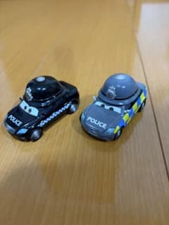 カーズ　マテル イギリス警察　パトカー　2台のサムネイル