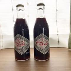 コカ・コーラ　ボトル　日本進出25周年記念（1981年発売品）　ボトル未開封のサムネイル