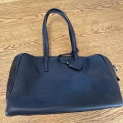 agnes b. ブラックレザー ハンドバッグのサムネイル