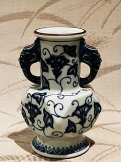 染付 鬼面耳付 花瓶 陶器 華道 花器　たち吉のサムネイル