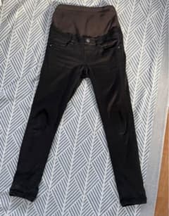 マタニティパンツ　黒のサムネイル