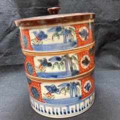 陶器　蓋付き容器のサムネイル