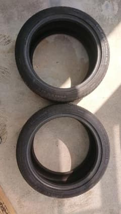 215/45R17 夏タイヤ 2本のサムネイル