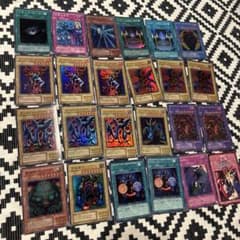 遊戯王OCG デュエルモンスターズ 初期カードまとめ売り24枚 ホログラム