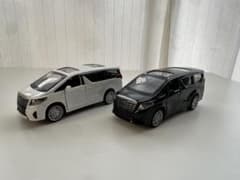 トヨタ アルファード 1/43 ミニカー 30アルファードのサムネイル