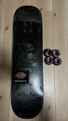 スケートボード デッキ ウィールセット(バラ売り不可) - メルカリ