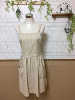 ハンドメイド  エプロン　ワンピースのサムネイル