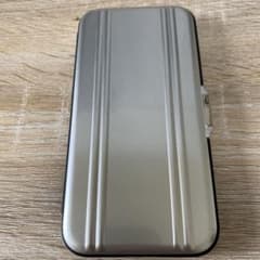 ZERO HALLIBURTONのサムネイル