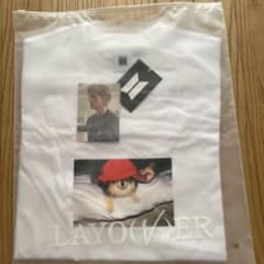 BTS V Layover Tシャツ フォトカード付きのサムネイル