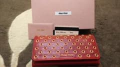 miu miu 長財布のサムネイル
